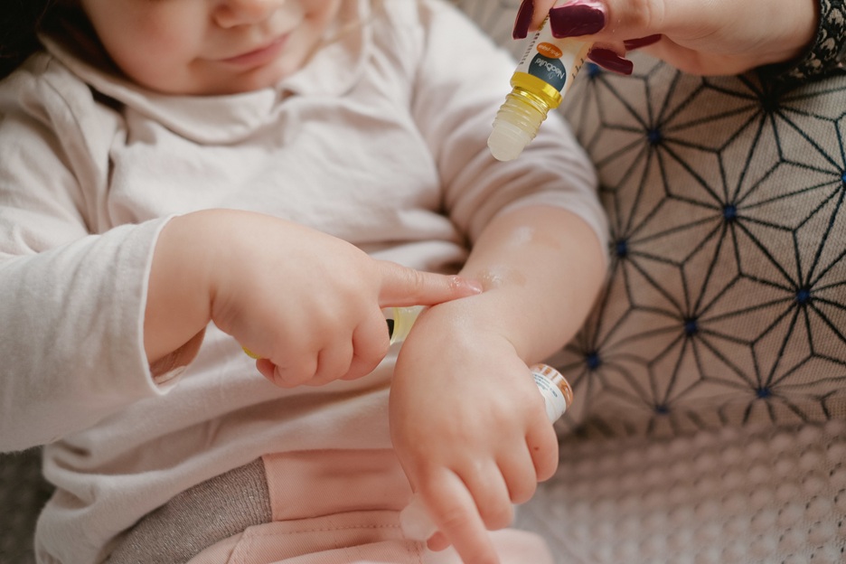 Kangura portabebés Aceite Calmante Post Picaduras ECO Adou'Pik Néobulle 9 ml
