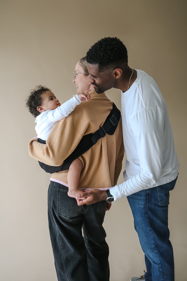 Kangura portabebés Portabebé ligero Boba Buddy Black