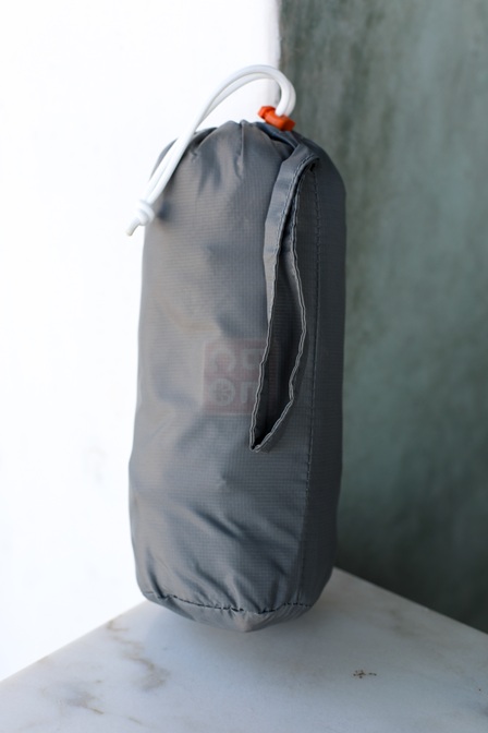 Kangura portabebés Mochila portabebés ultraligera Beco Fly Grey