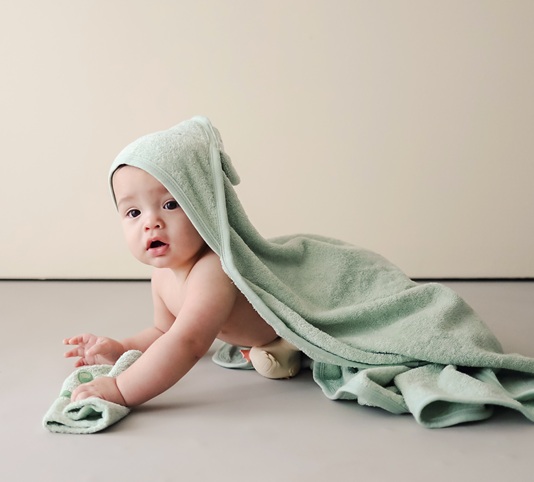 Kangura portabebés Toalla con capucha y manopla CuddleBug Green Frog